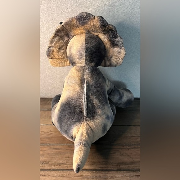 Teddy Mountain Brand Triceratops Plush Dinosaur 13” tall. - Picture 5 of 7